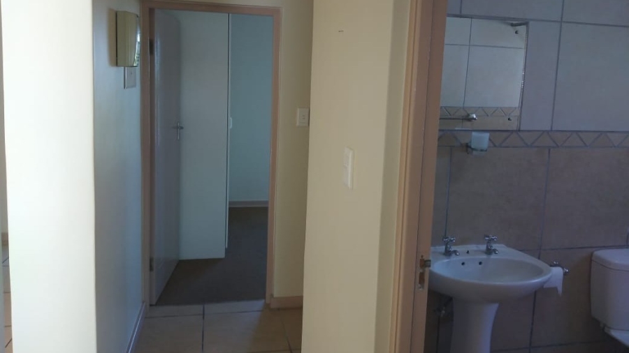To Let 2 Bedroom Property for Rent in Mykonos Western Cape